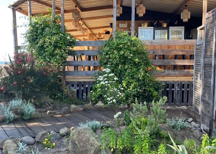 Palauma בית נופש סארי סולנזארה