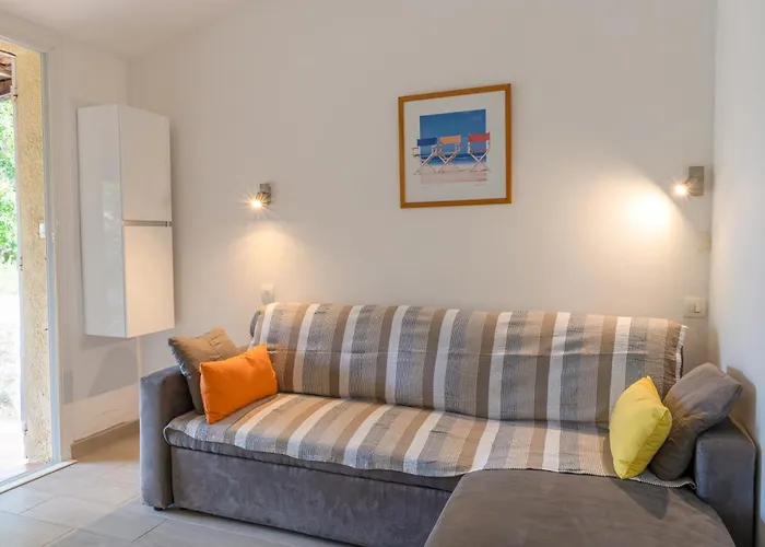 Palauma * סארי סולנזארה